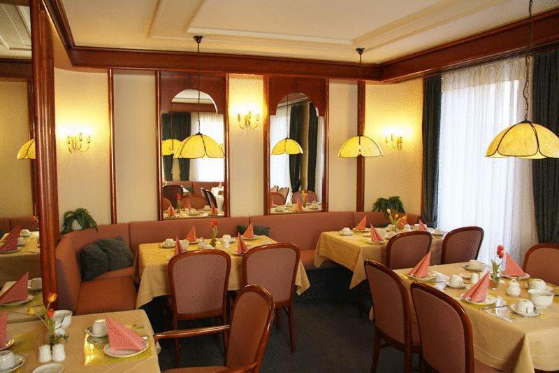Hotel Am Schelztor Esslingen am Neckar Eksteriør billede